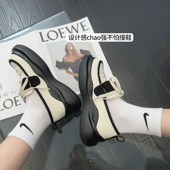 Mary Jane Canvas Shoes for Women 2022 Summer New Arrival Big Head Velcro Stylish Thick Sole Casual Elevator Shoes Women