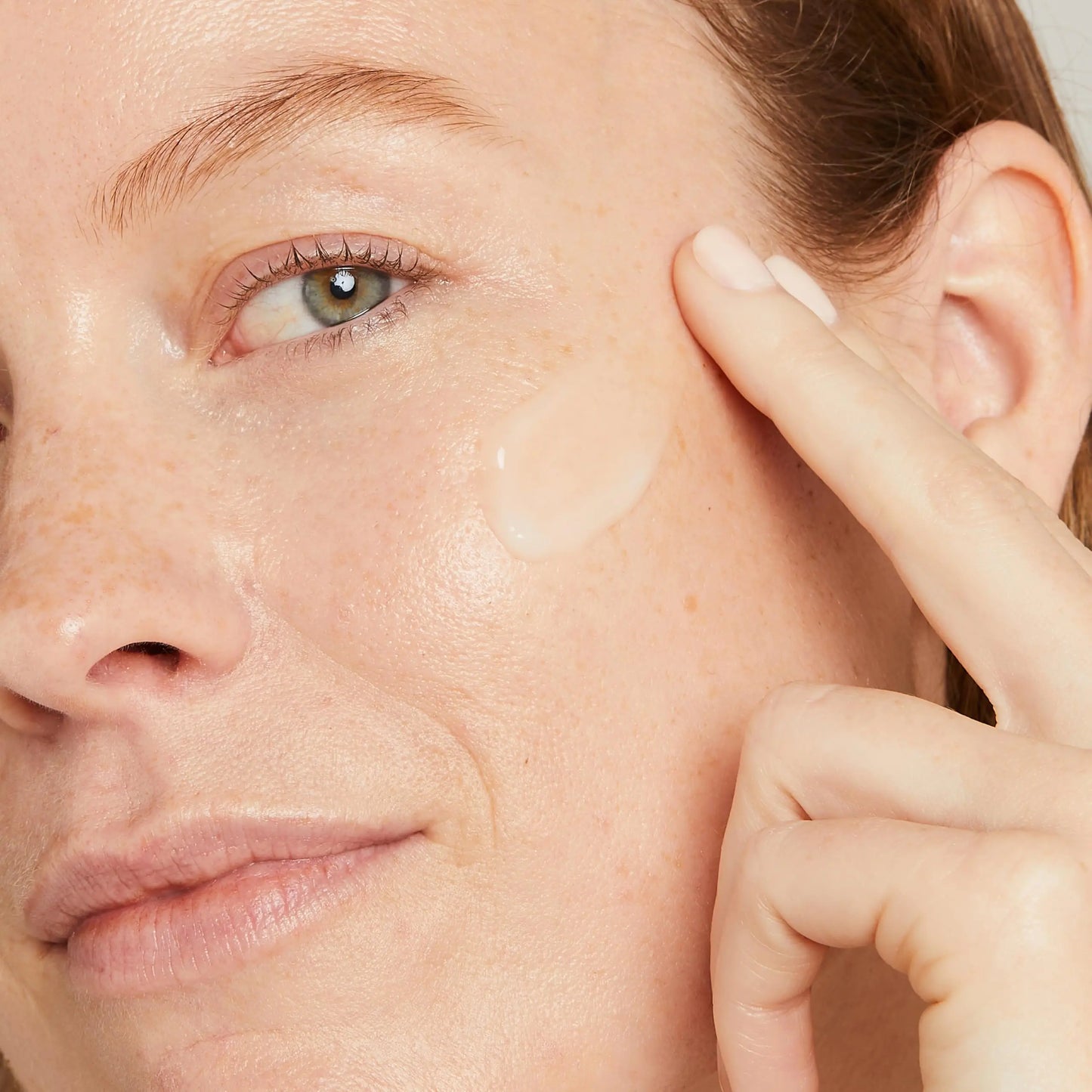 No7 Restore & Renew Multi-Action Face & Neck Serum - Anti Aging Serum for Deep Wrinkle Repair - Collagen Infused Face Serum with a Hydrating Blend of Hibiscus Peptides & Hyaluronic Acid (1.69 Fl Oz) 1.69 Fl Oz (Pack of 1)