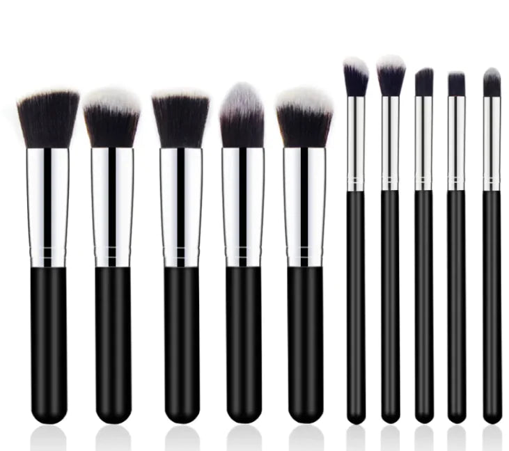 Elegant Wooden Handle Makeup Brush Set