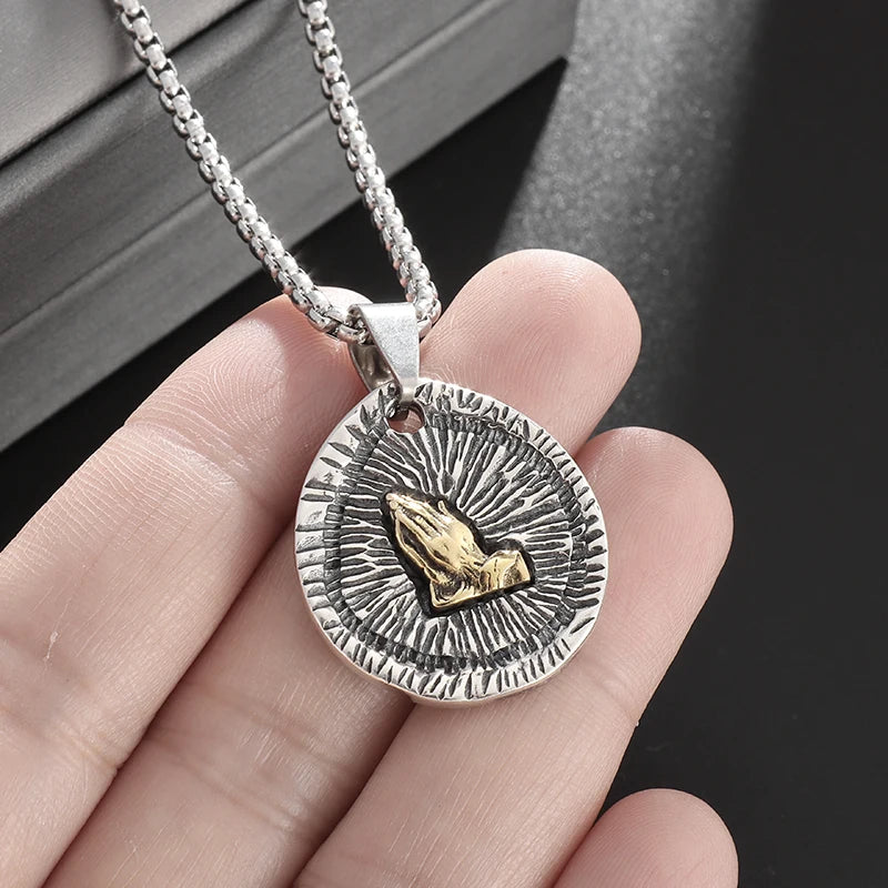 New Classic Stone Pattern Praying Hands Necklace Men's and Women's Faith God Amulet Jewelry Accessories