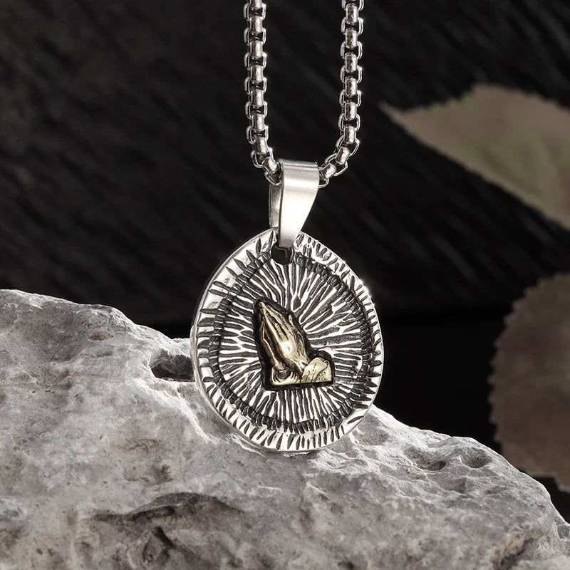 New Classic Stone Pattern Praying Hands Necklace Men's and Women's Faith God Amulet Jewelry Accessories
