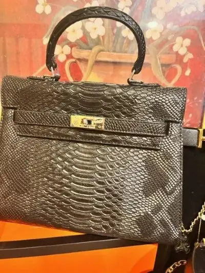 Women Crocodile Medium Bags