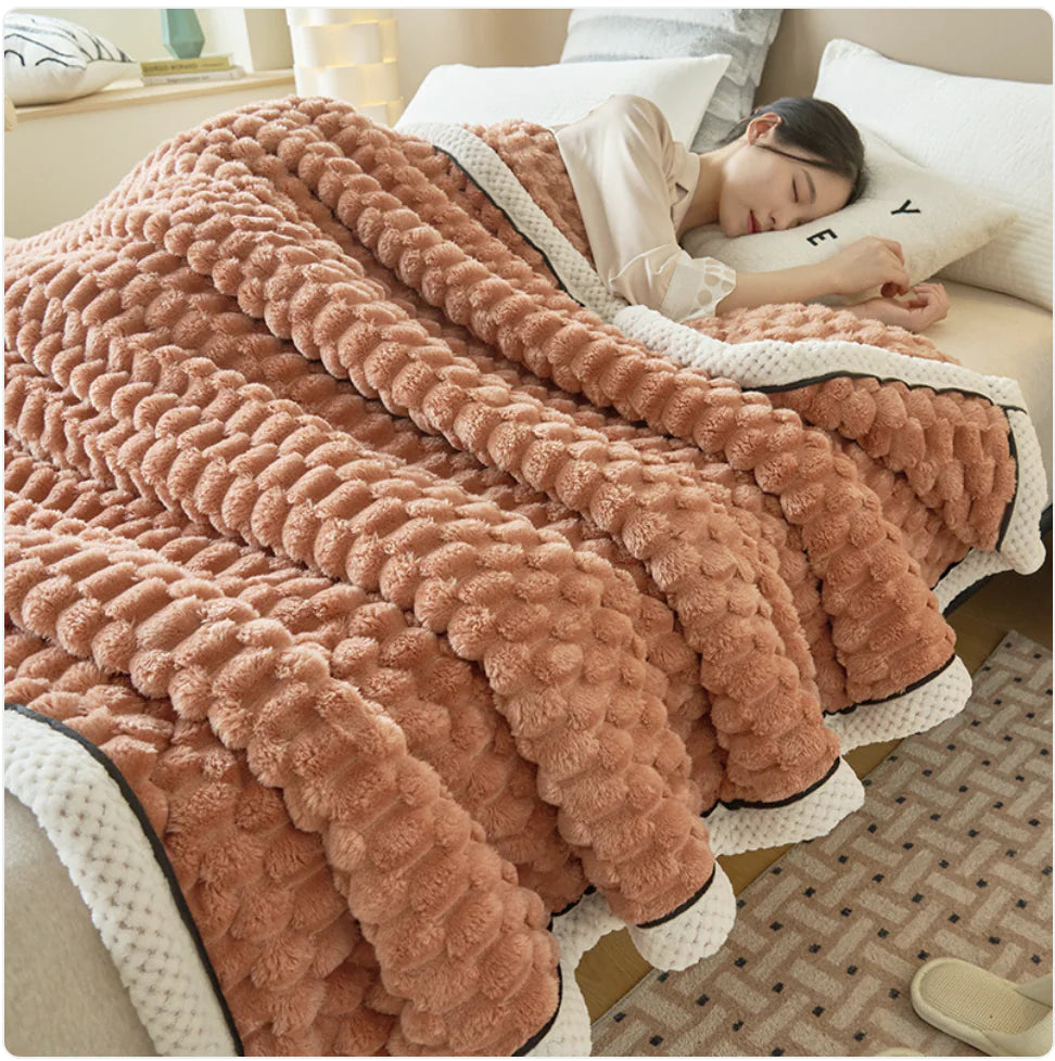 Winter Coral Flannel Thermal Blanket